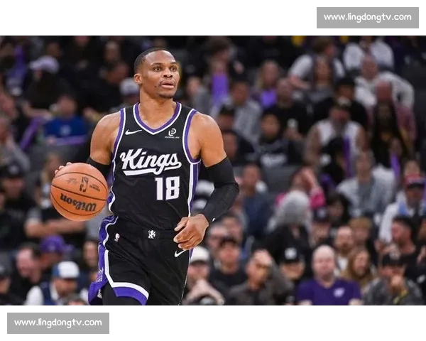 三分 6 中 4 轰 18+6+6！360 万威少显超六锋芒，嘲讽拉拉维亚引热议